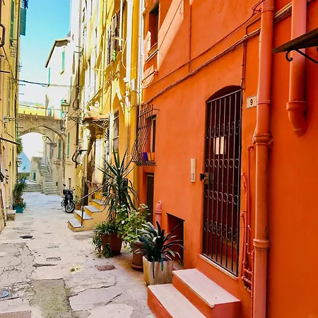 Appartamento Il Nido Nel Carruggio Sanremo